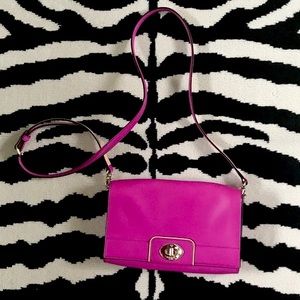 Kate Spade NY Hampton Road Juliana Baja Rose Turn Lock Mini Clutch Crossbody Bag
